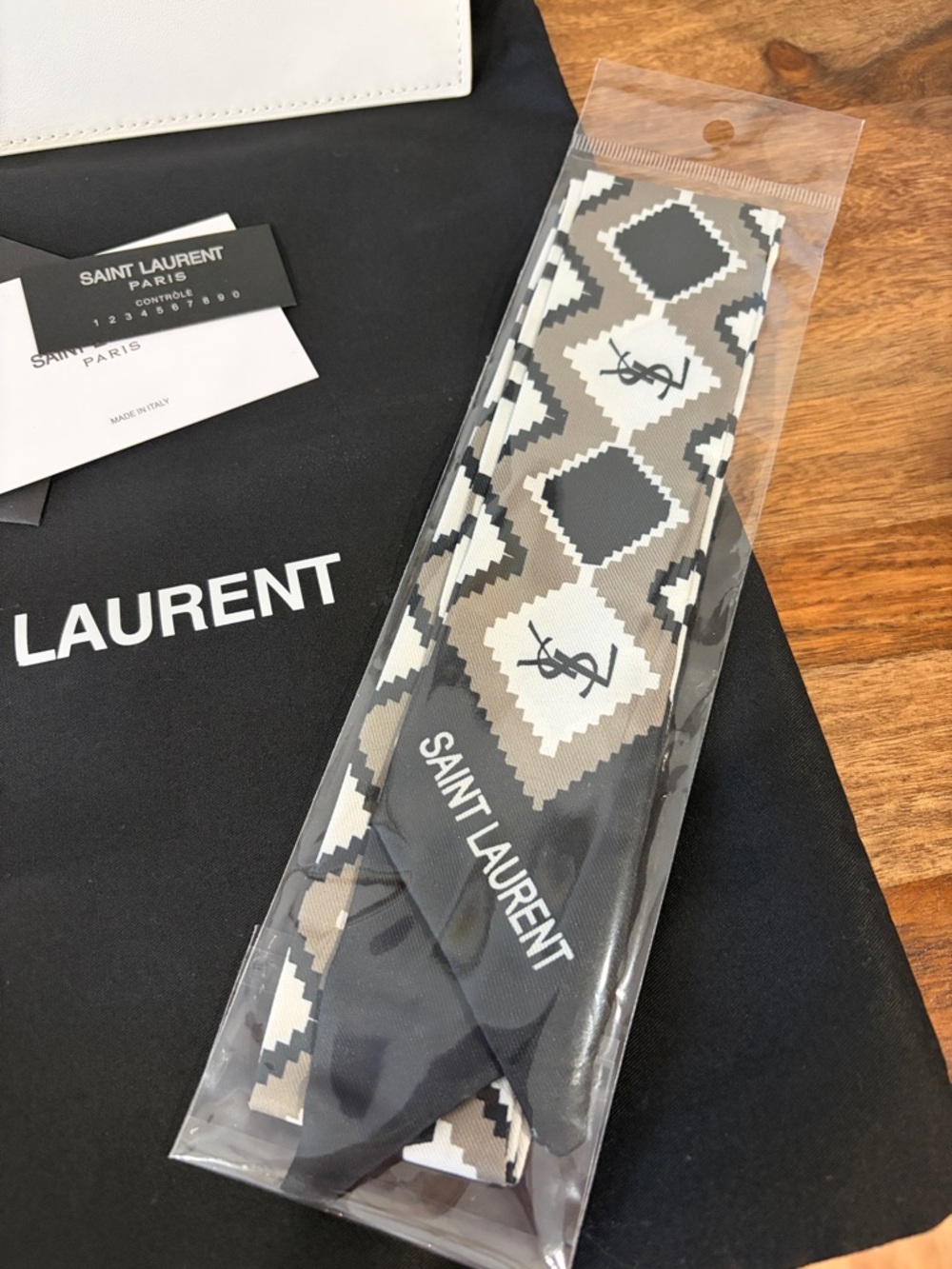 Saint Laurent Uptown Pouch - Picture 5 of 11